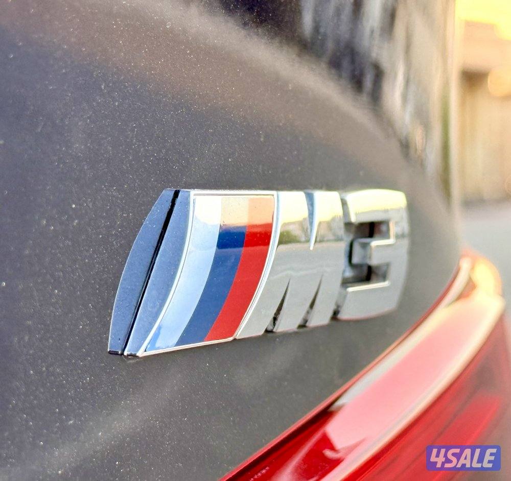 بحالة نادرة عداد 61 الف سيرفيس منتظم بالوكالة M3 موديل ٢٠١٥9