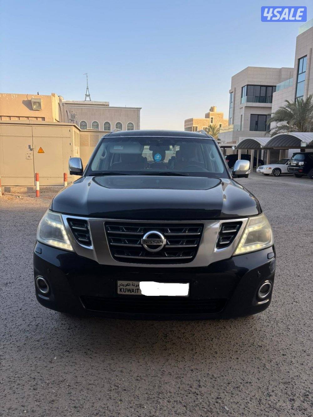 نيسان باترول موديل 2014 بحالة فوق الممتازة للبيع0