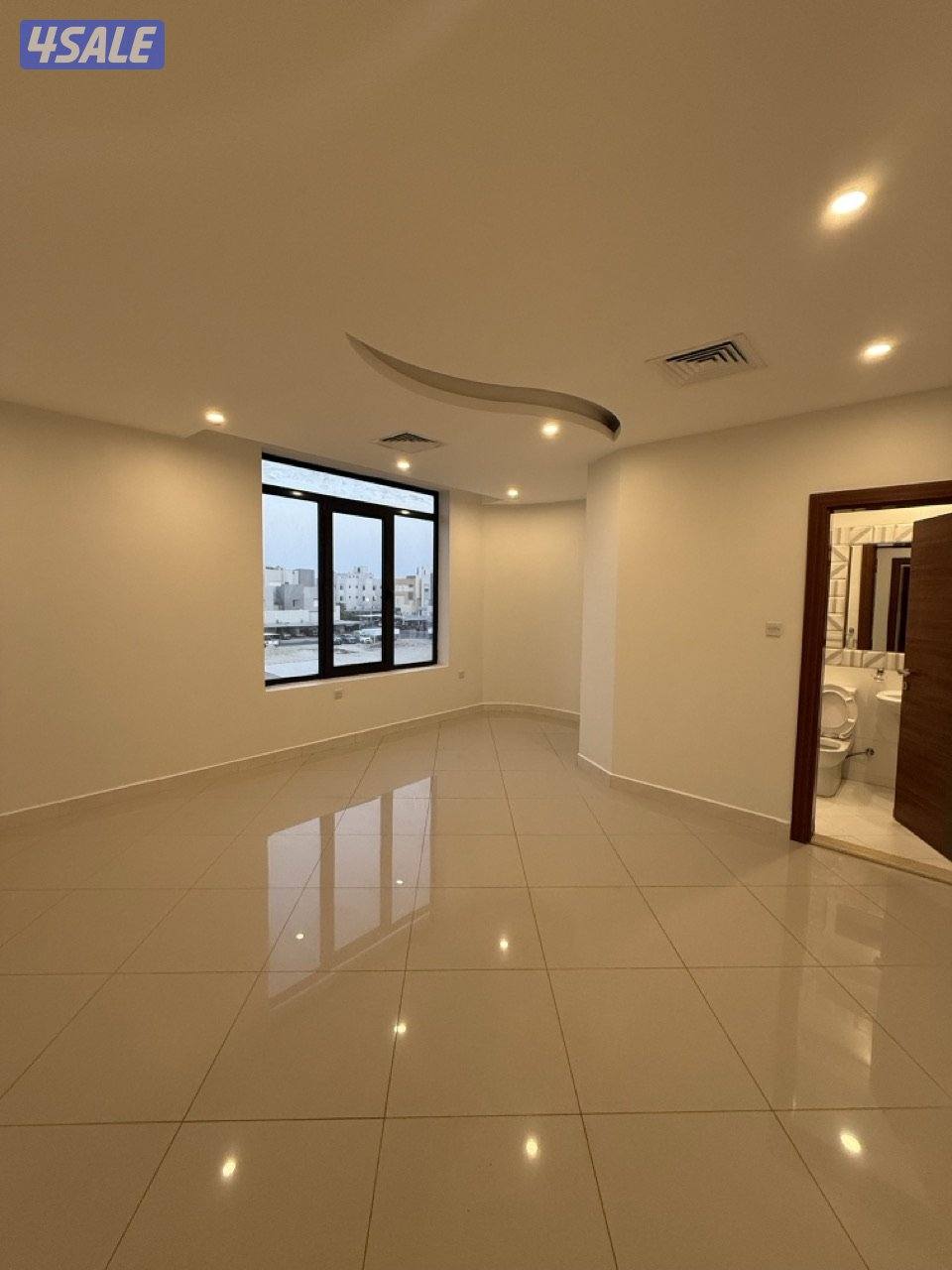 شقة راقية في الصديق المساحة ٢٢٠ متر مربع6