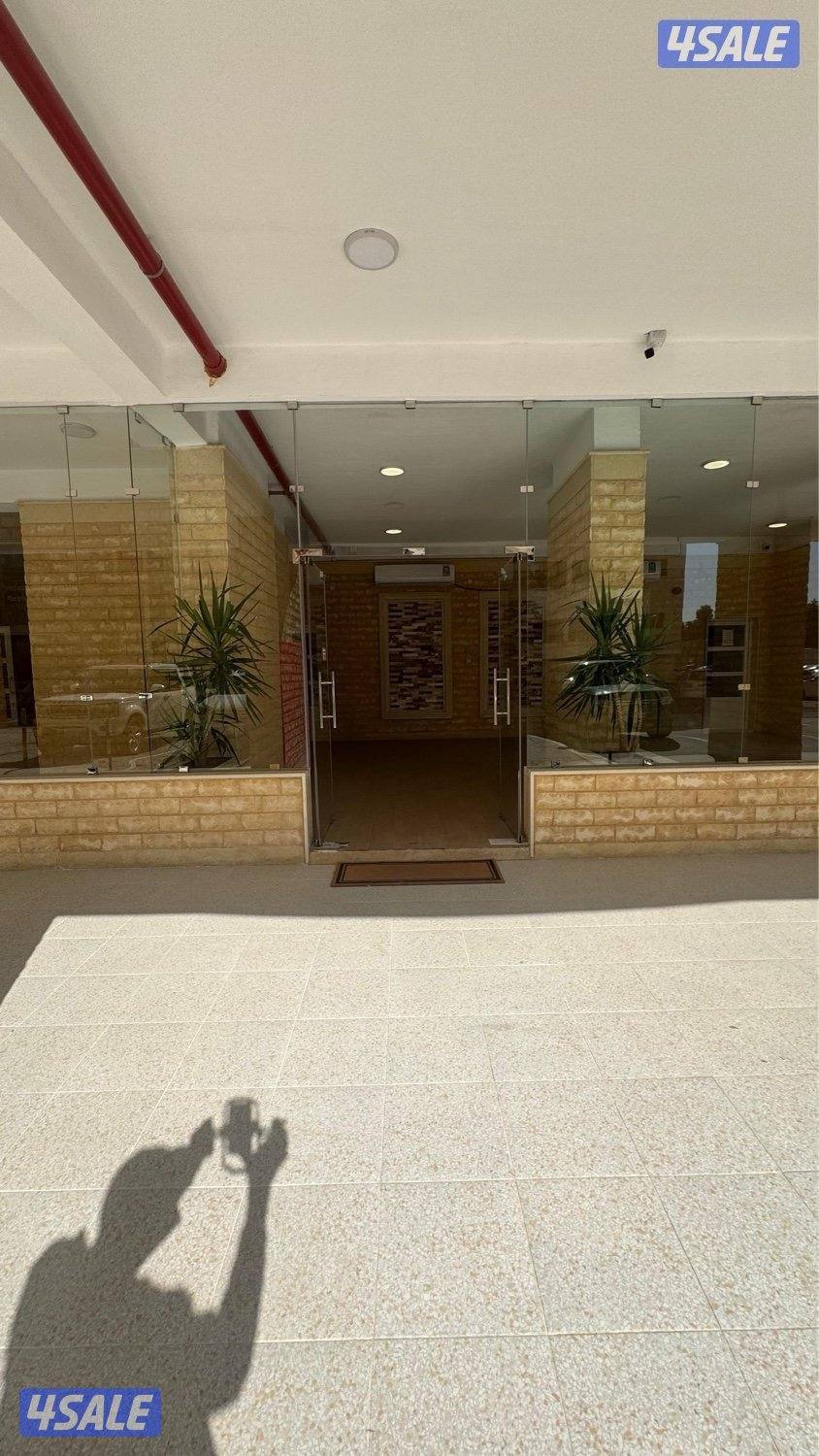 للبيع شقق تمليك جديده 101 متر مطابقه للمرأه 3 غرف بمنطقة الفنطاس2