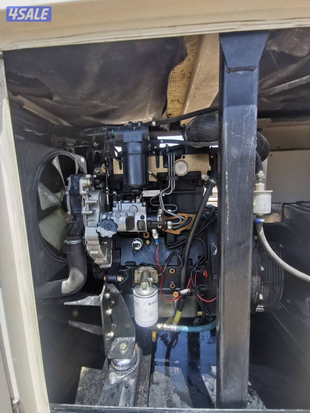 للبيع مكينة بيركنز النصف9