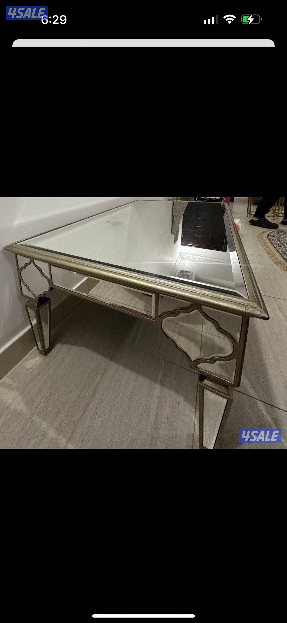 طاولة طعام ٦ كراسي من ميداس و طاولة وسط من هوم سنتر أبي فيهم 130 دينار2