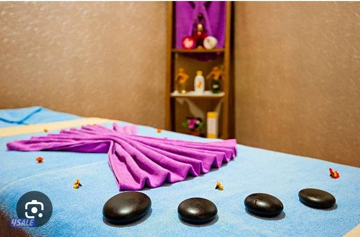 كابتن مساج مغربي خبره في خدمات ال سبا1