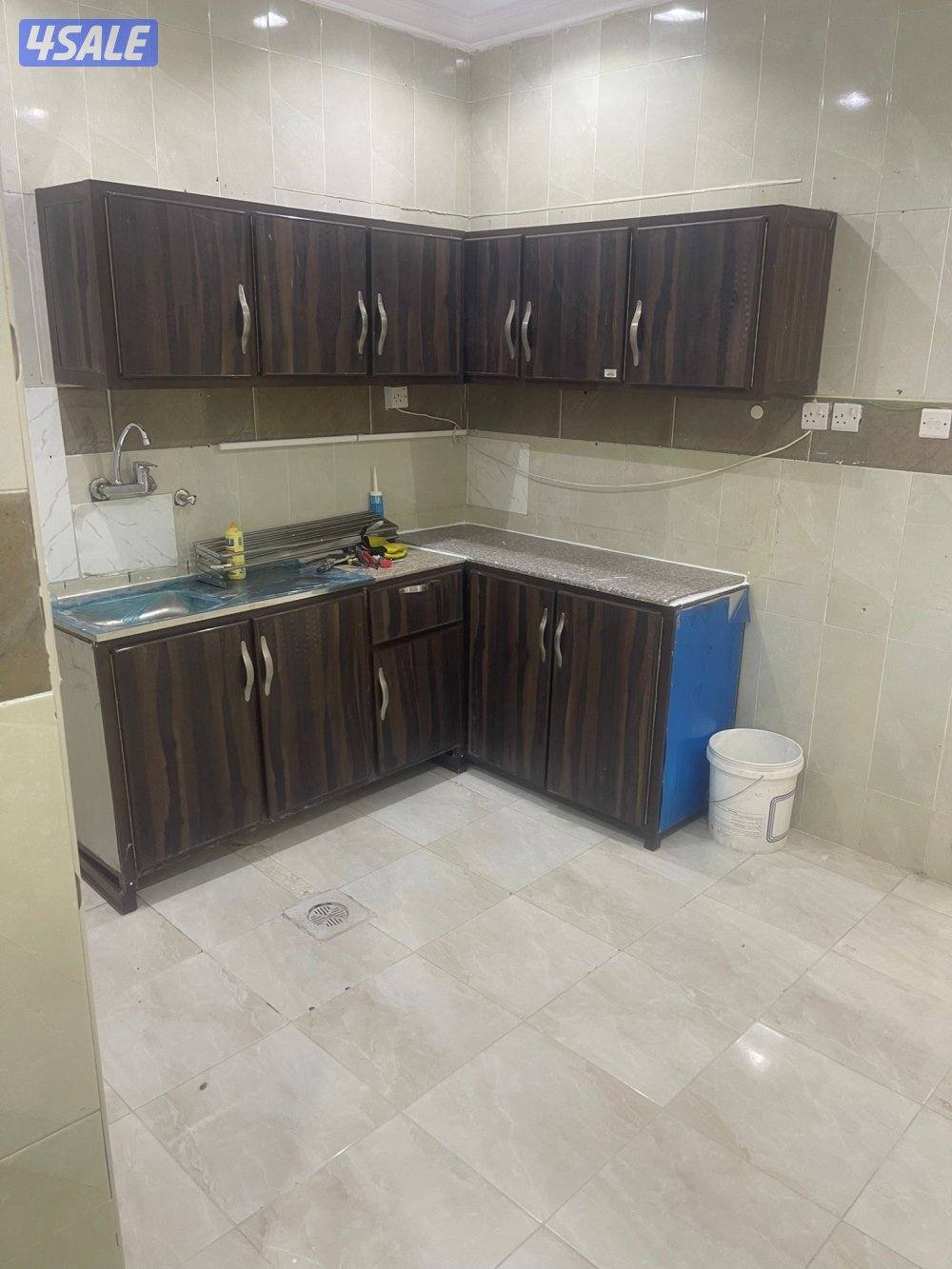 شقه للإيجار بهديه11