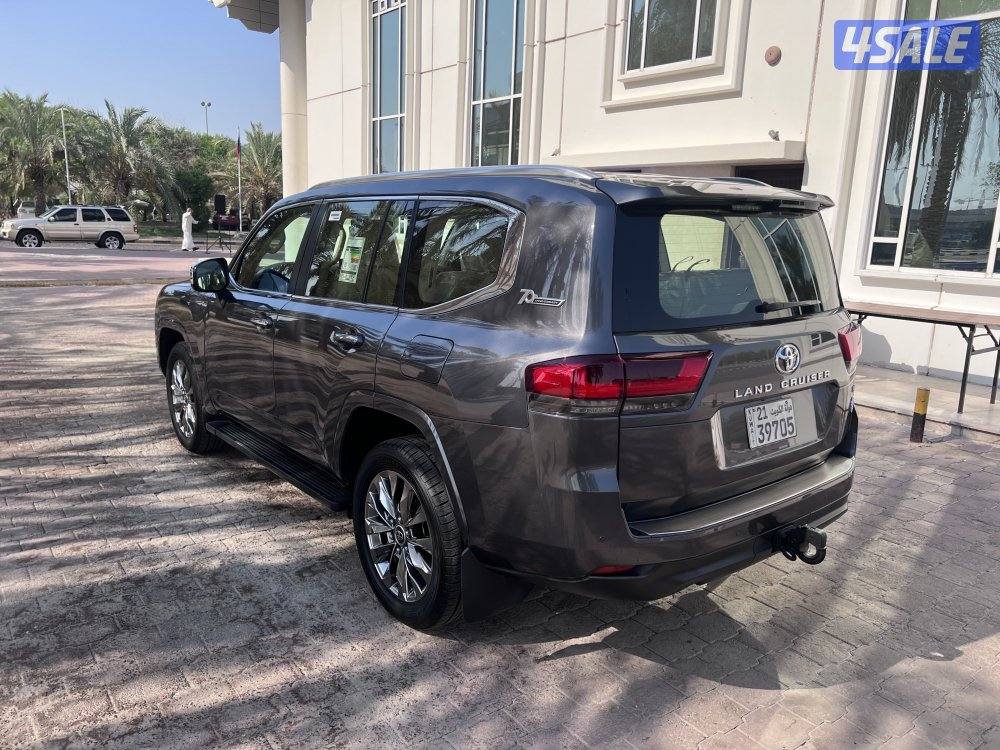 لاند كروز Vx2