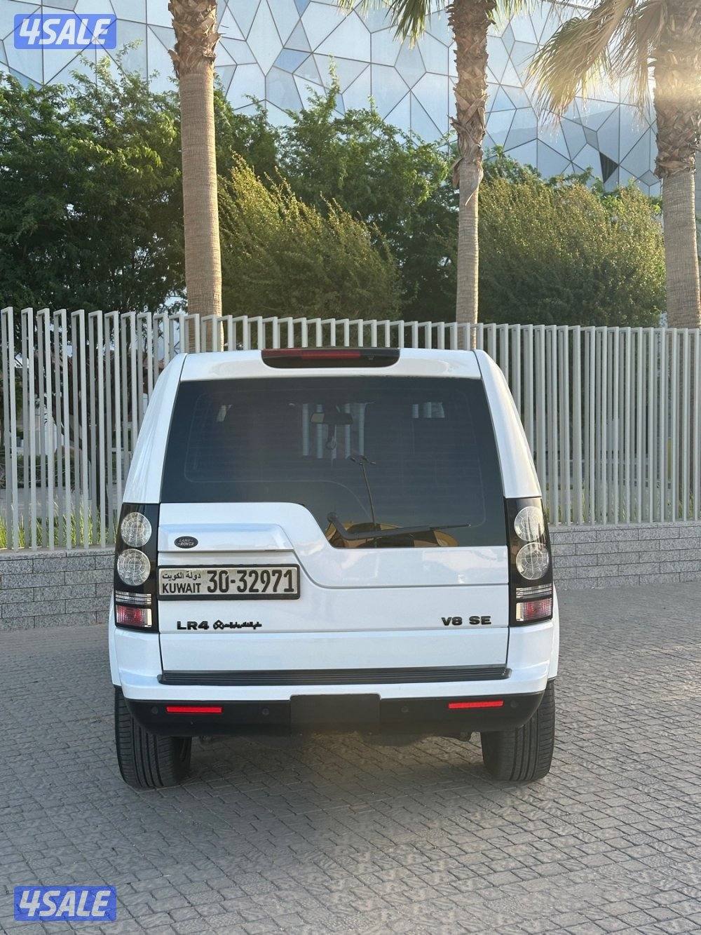 لاندروفر LR4 .. ديسكفري 2013 بحالة الوكالة5