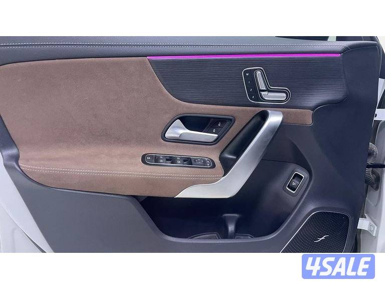 Mercedes-Benz A-Class14