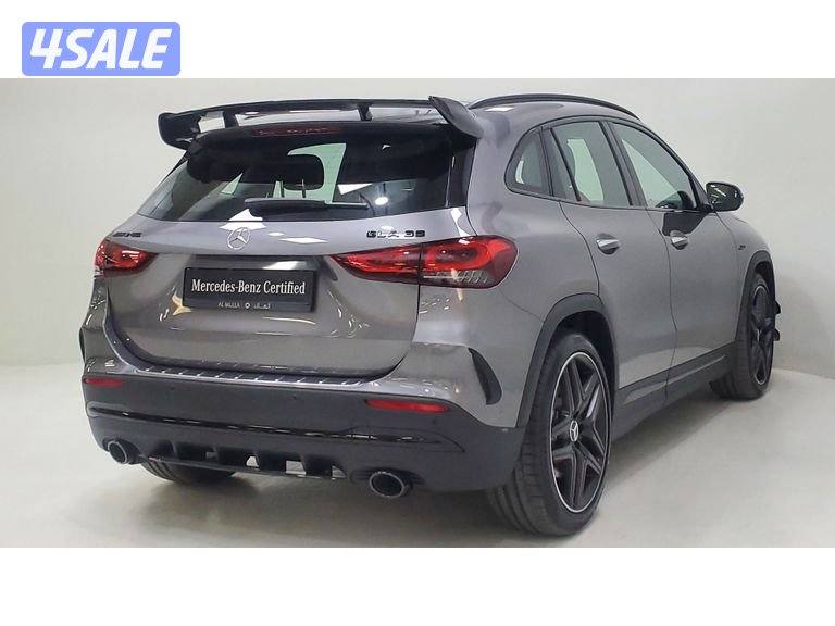 Mercedes-Benz GLA7