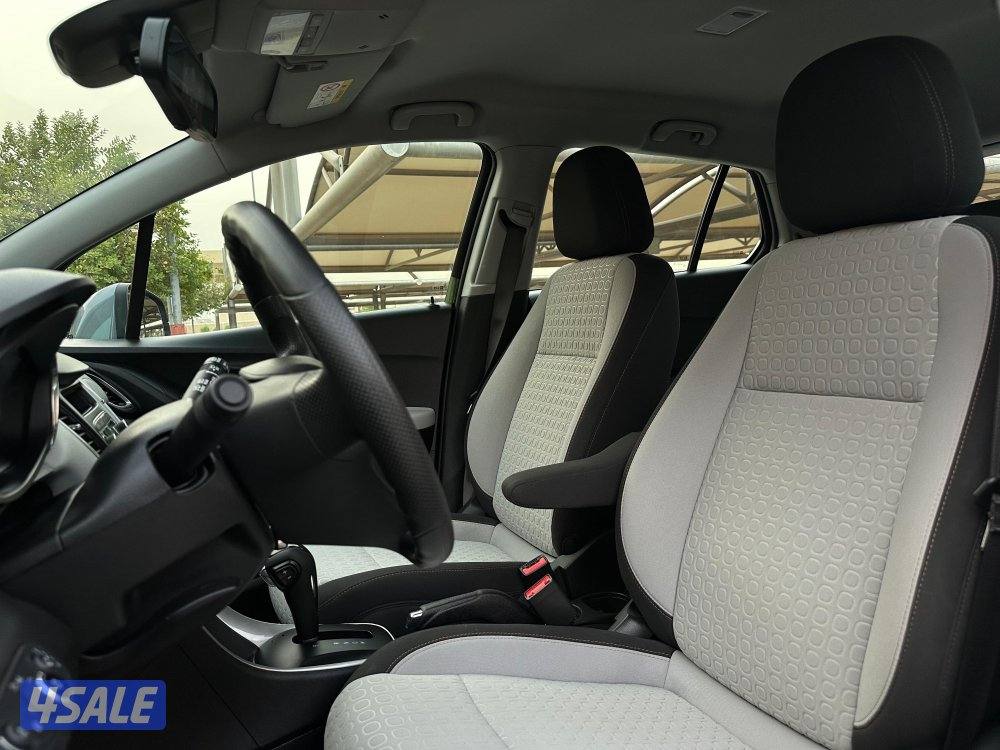 للبيع شيفروليه TRAX LT موديل 2020 وارد الغانم6