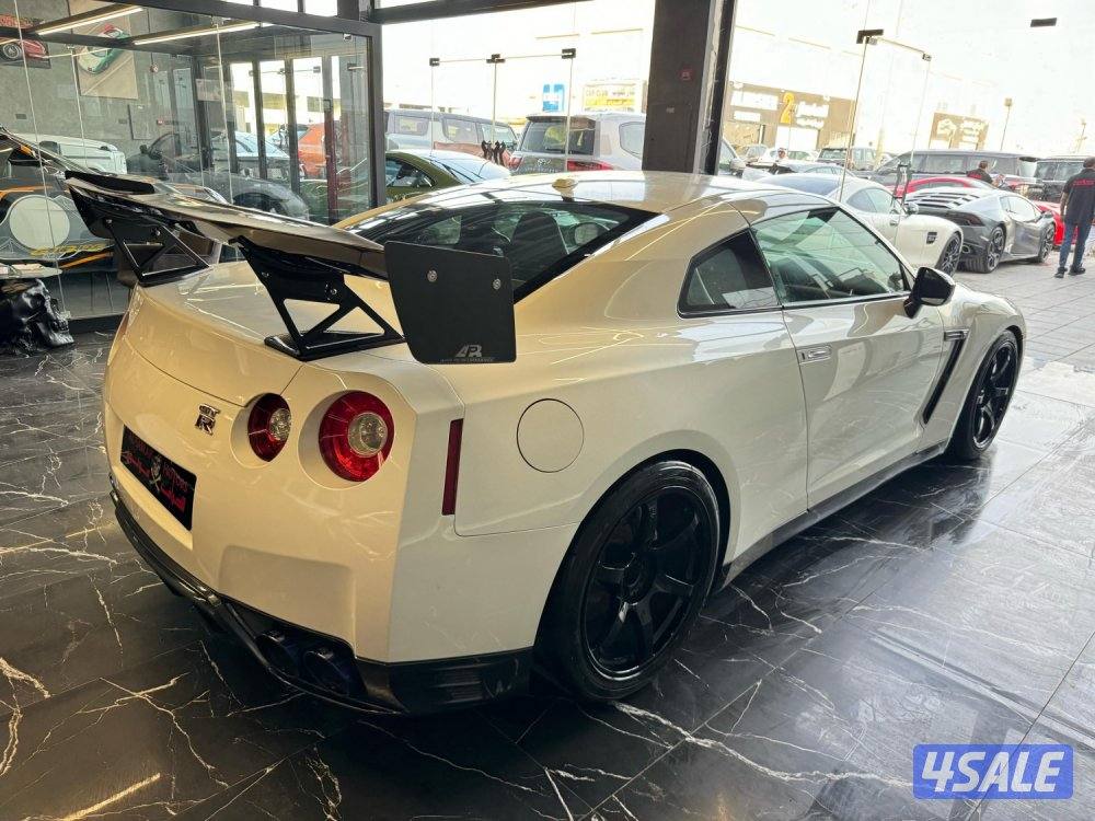 نيسان GTR7