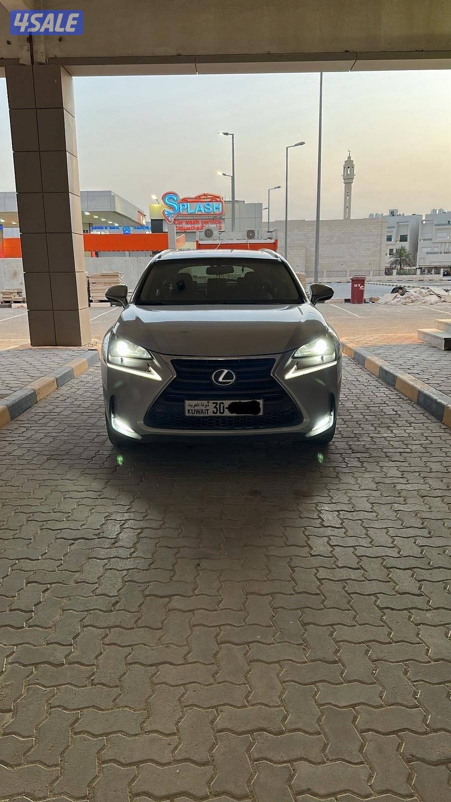 للبيع لكزس nx 200 turbo بحالة ممتازه شرط الفحص3