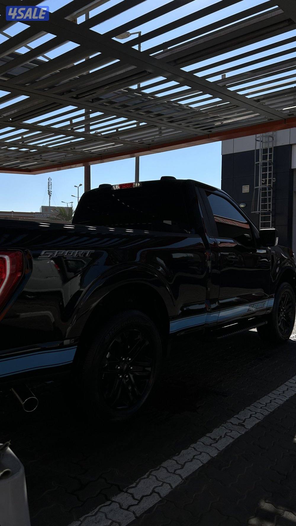 f150 sport 2023 blackout1