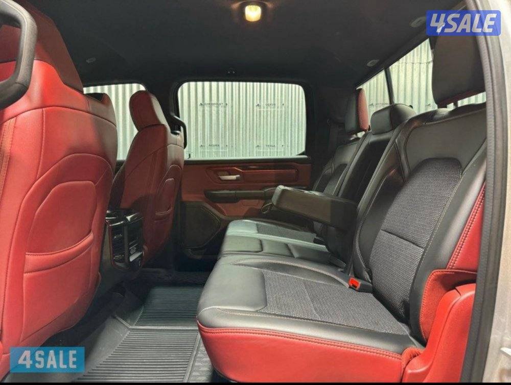 للبيع وانيت دووج رام ربل موديل ٢٠٢١4