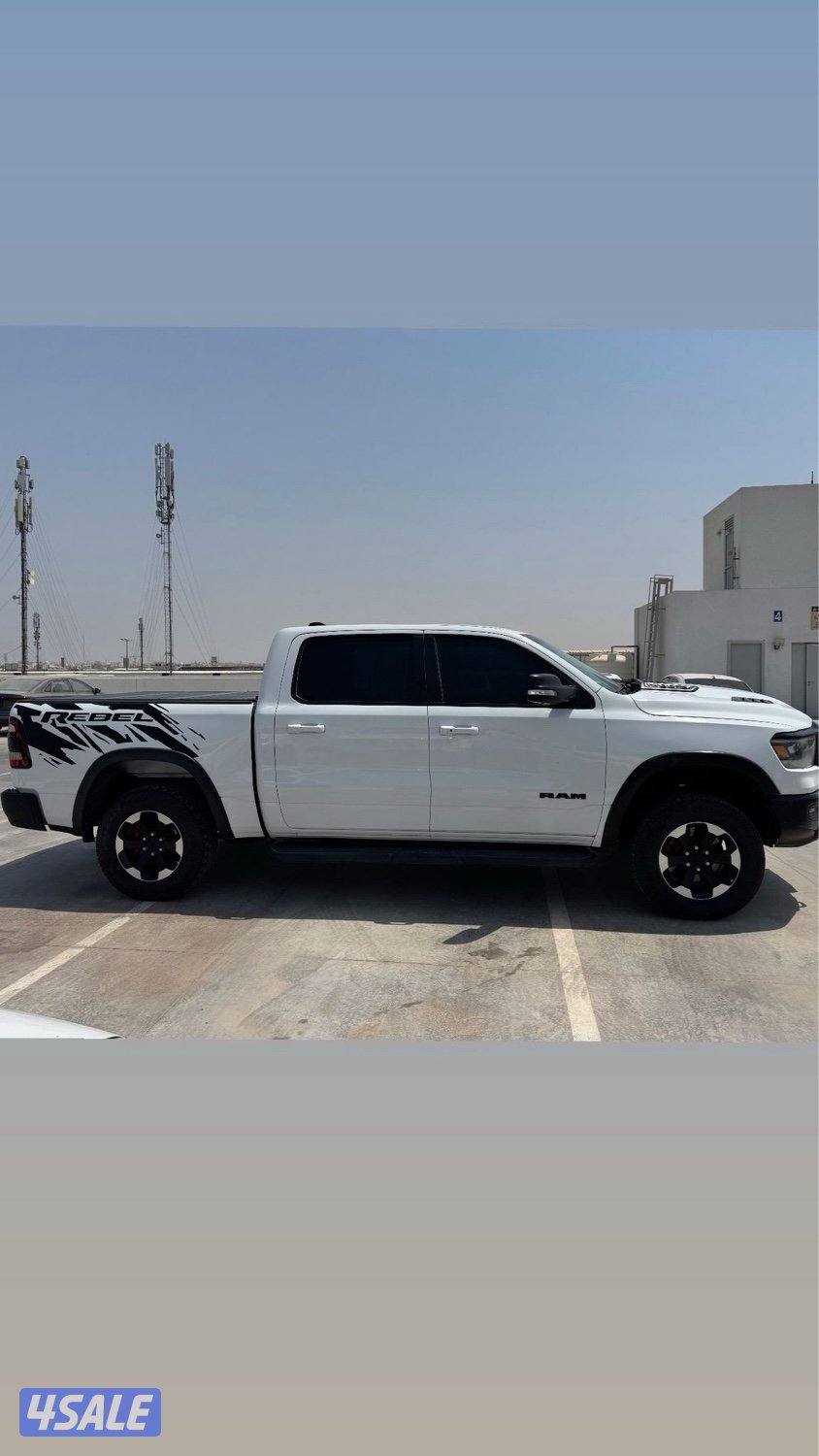 للبيع وانيت دووج رام ربل موديل ٢٠٢١3