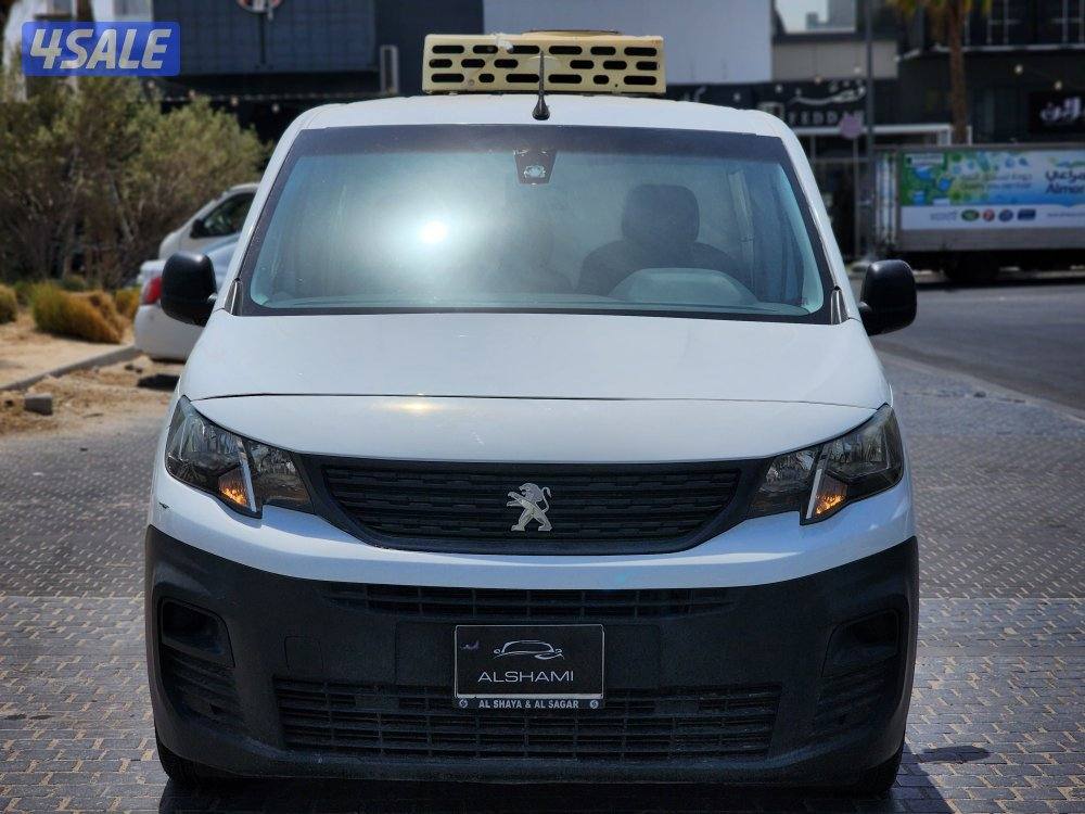 بيجو بارتنتر ثلاجة موديل 2020 عداد 177 ألف قير عادي شرط الفحص1