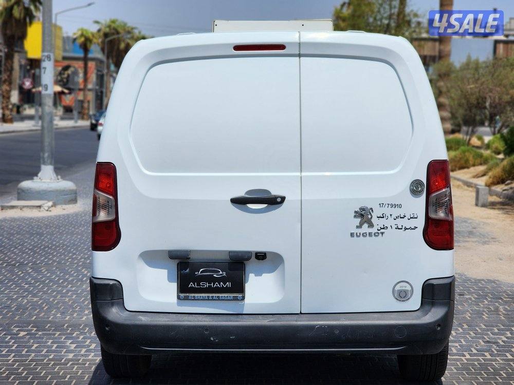 بيجو بارتنتر ثلاجة موديل 2020 عداد 177 ألف قير عادي شرط الفحص2