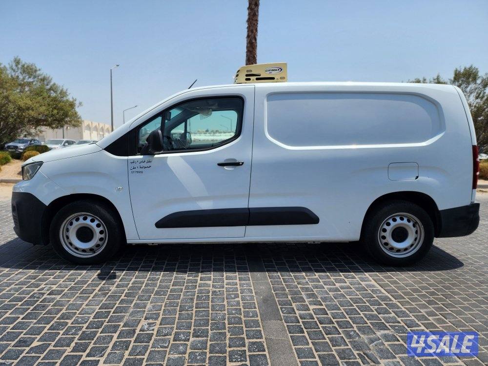 بيجو بارتنتر ثلاجة موديل 2020 عداد 177 ألف قير عادي شرط الفحص3