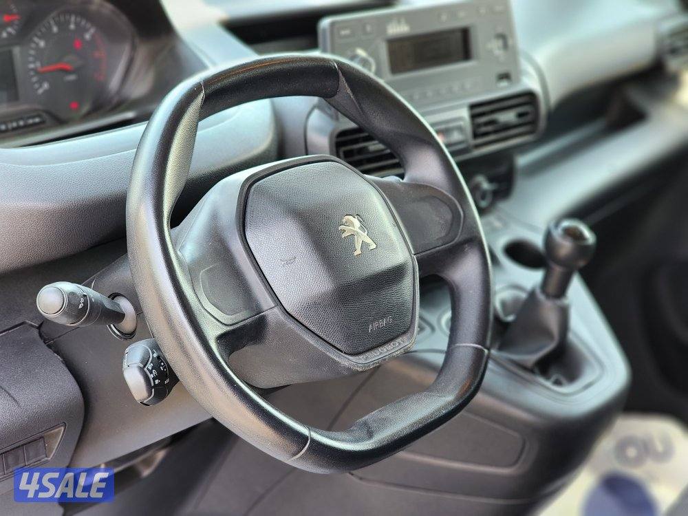 بيجو بارتنتر ثلاجة موديل 2020 عداد 177 ألف قير عادي شرط الفحص6