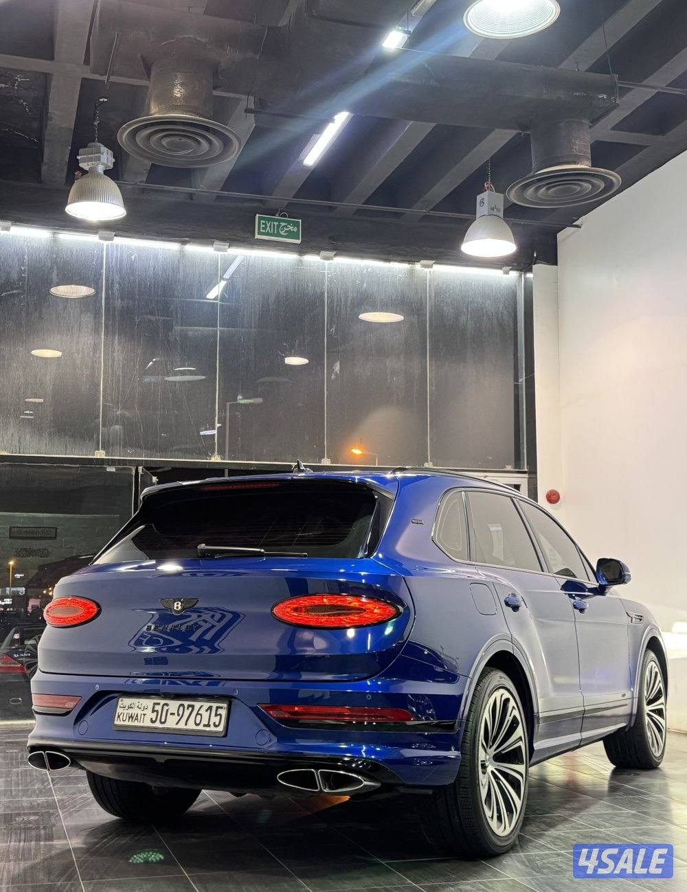 للبيع بنتلي بينتايجا FIRST1EDlTlON موديل 20212