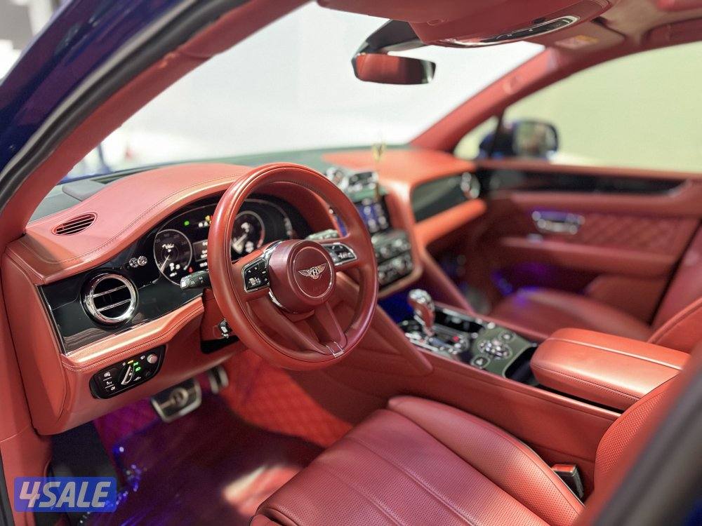 للبيع بنتلي بينتايجا FIRST1EDlTlON موديل 20219