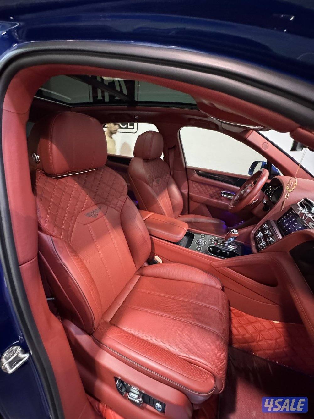 للبيع بنتلي بينتايجا FIRST1EDlTlON موديل 202110