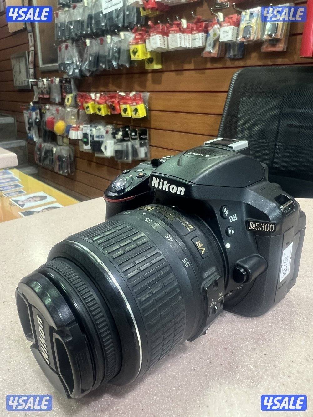 Camera , lens , charger ,battery3