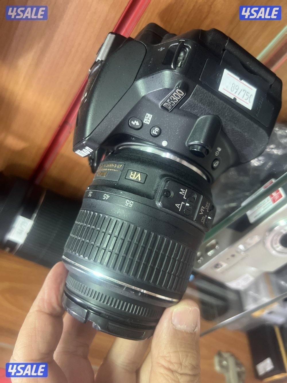 Camera , lens , charger ,battery4