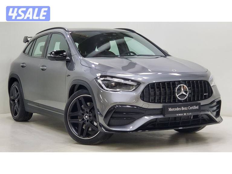 Mercedes-Benz GLA1