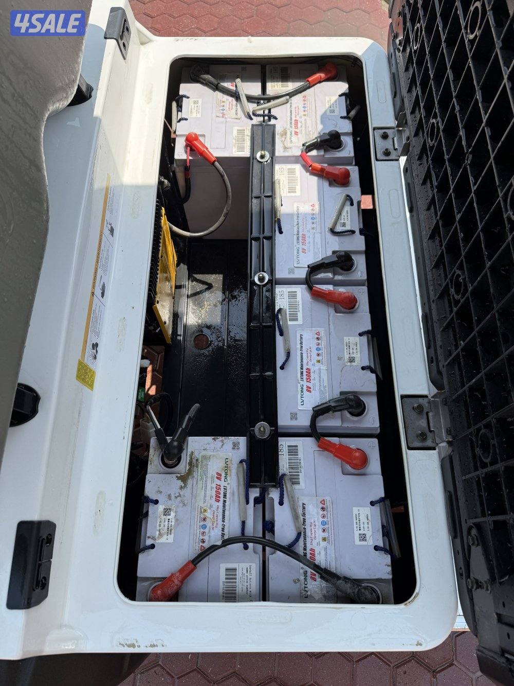 2023 LVTong 6 person Lifted Golf Cart5