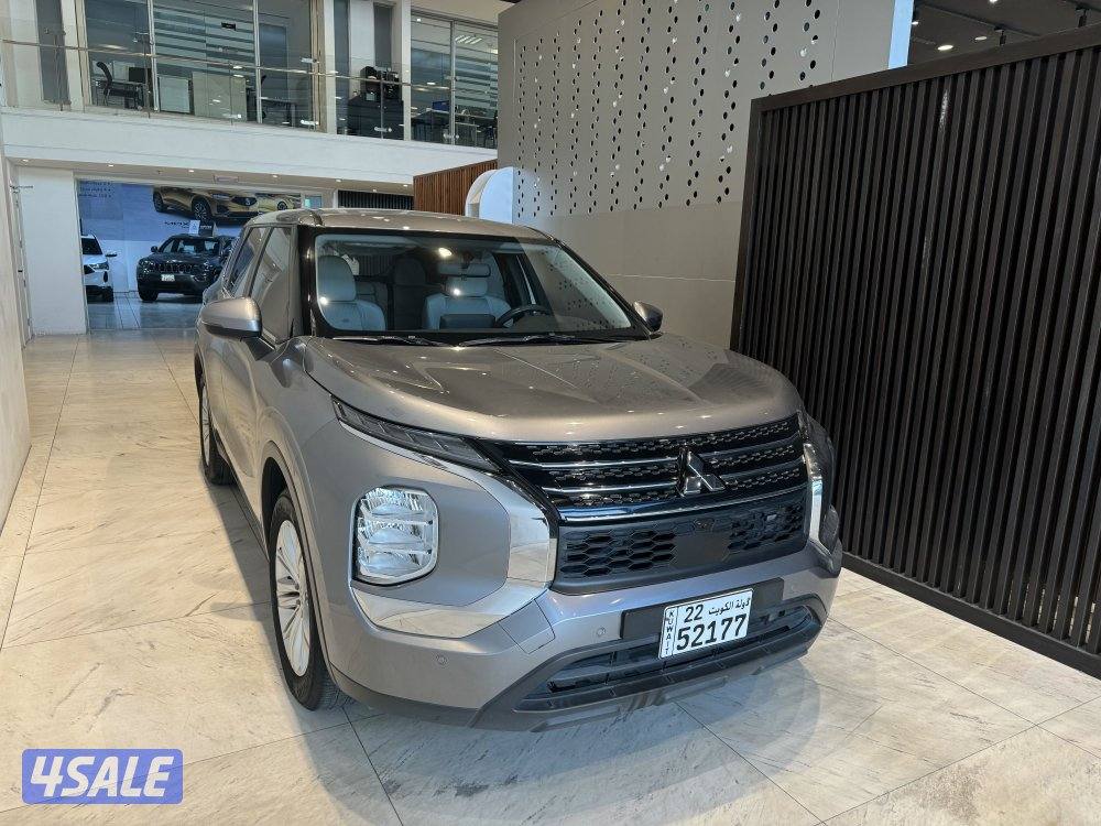 Mitsubishi Outlander2