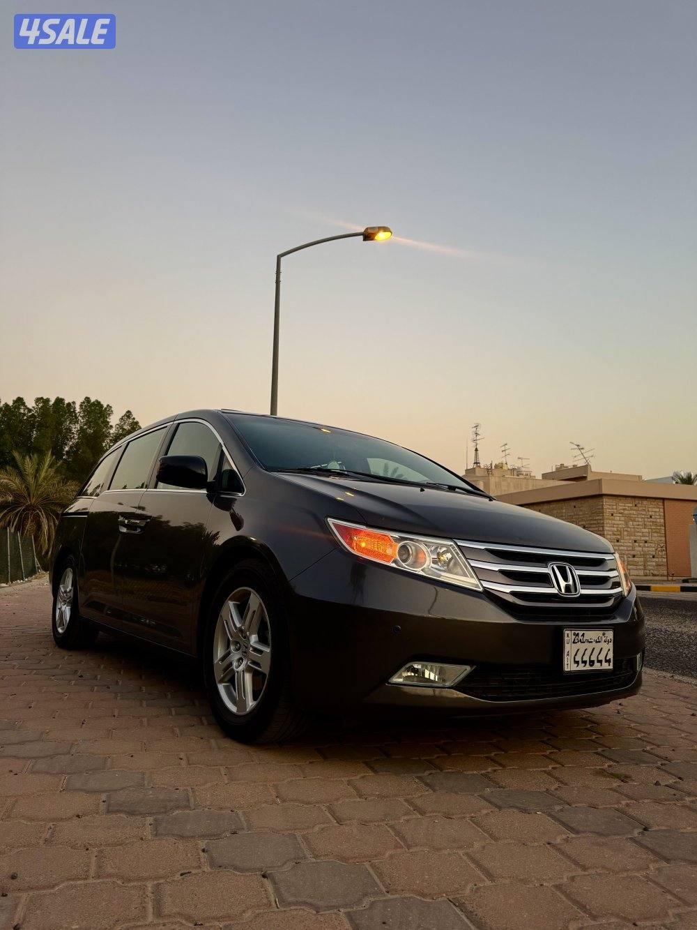 Honda odyssey 2013 touring0