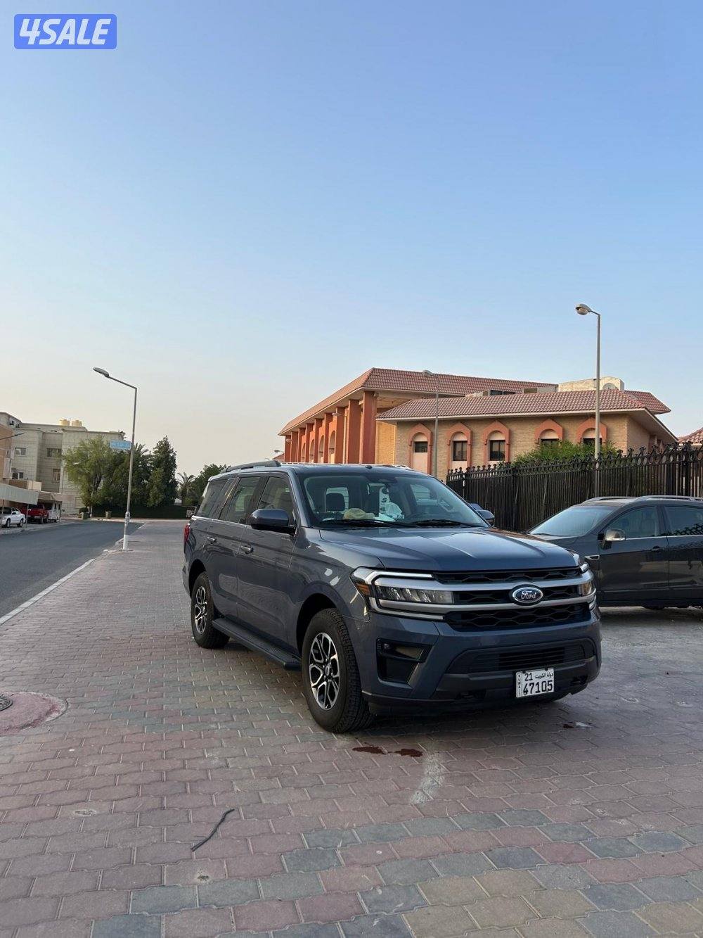 للبيع فورد اكسبديشن0