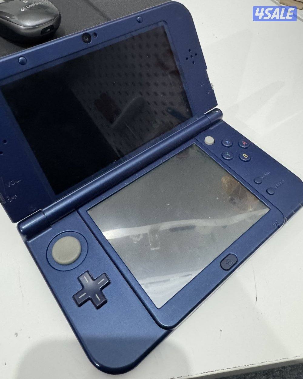 New 3ds xl مع العاب0