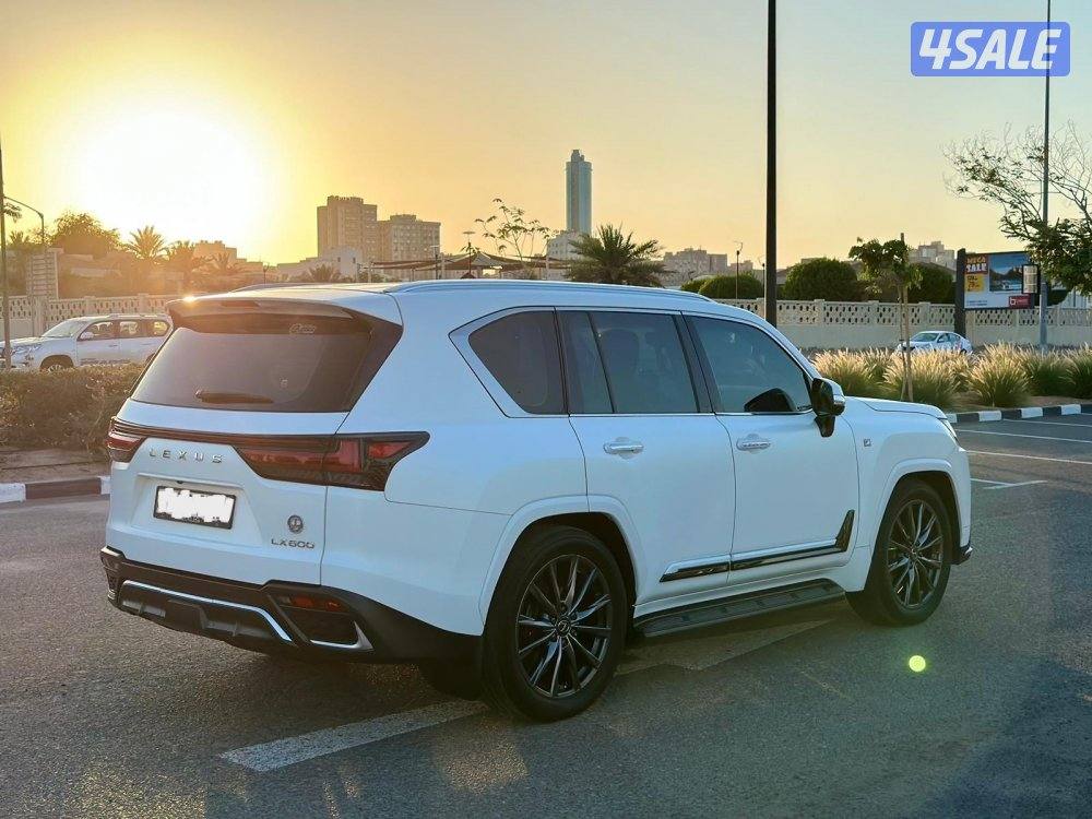 لكزس F SPORT 20221