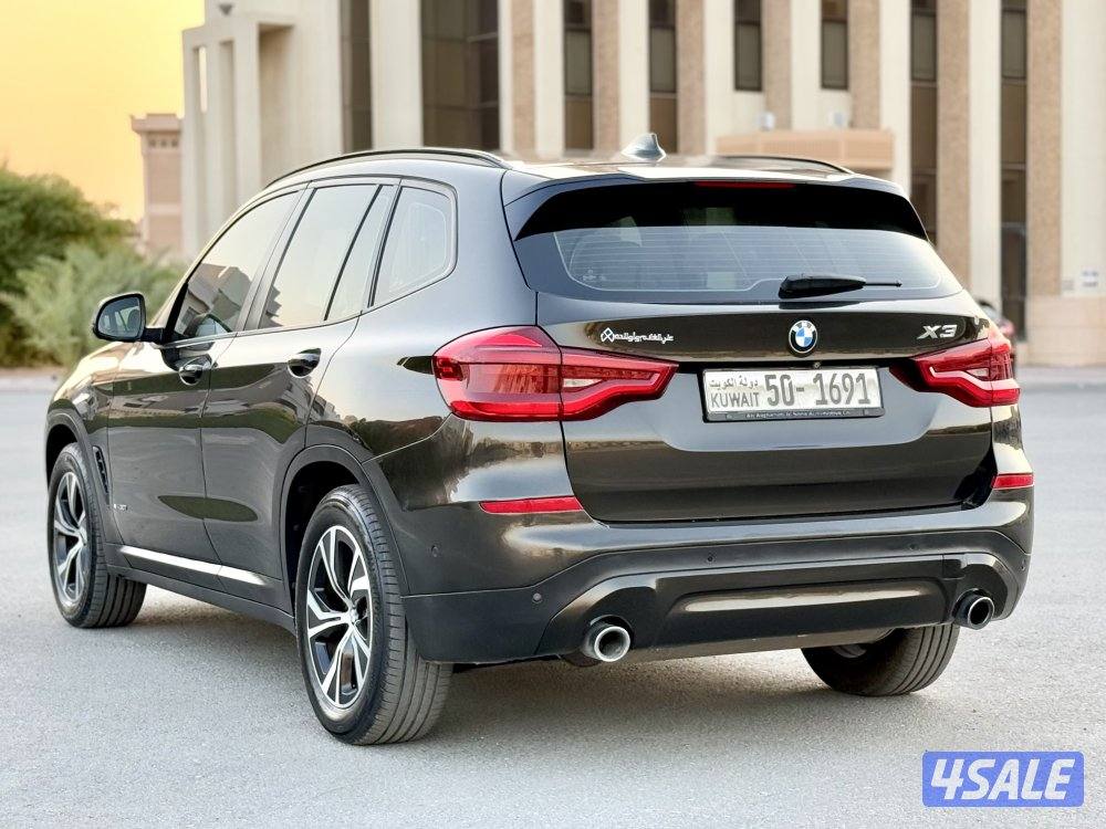 بحالة ممتازه صبغ الوكالة موديل 2018 الشكل الجديد3