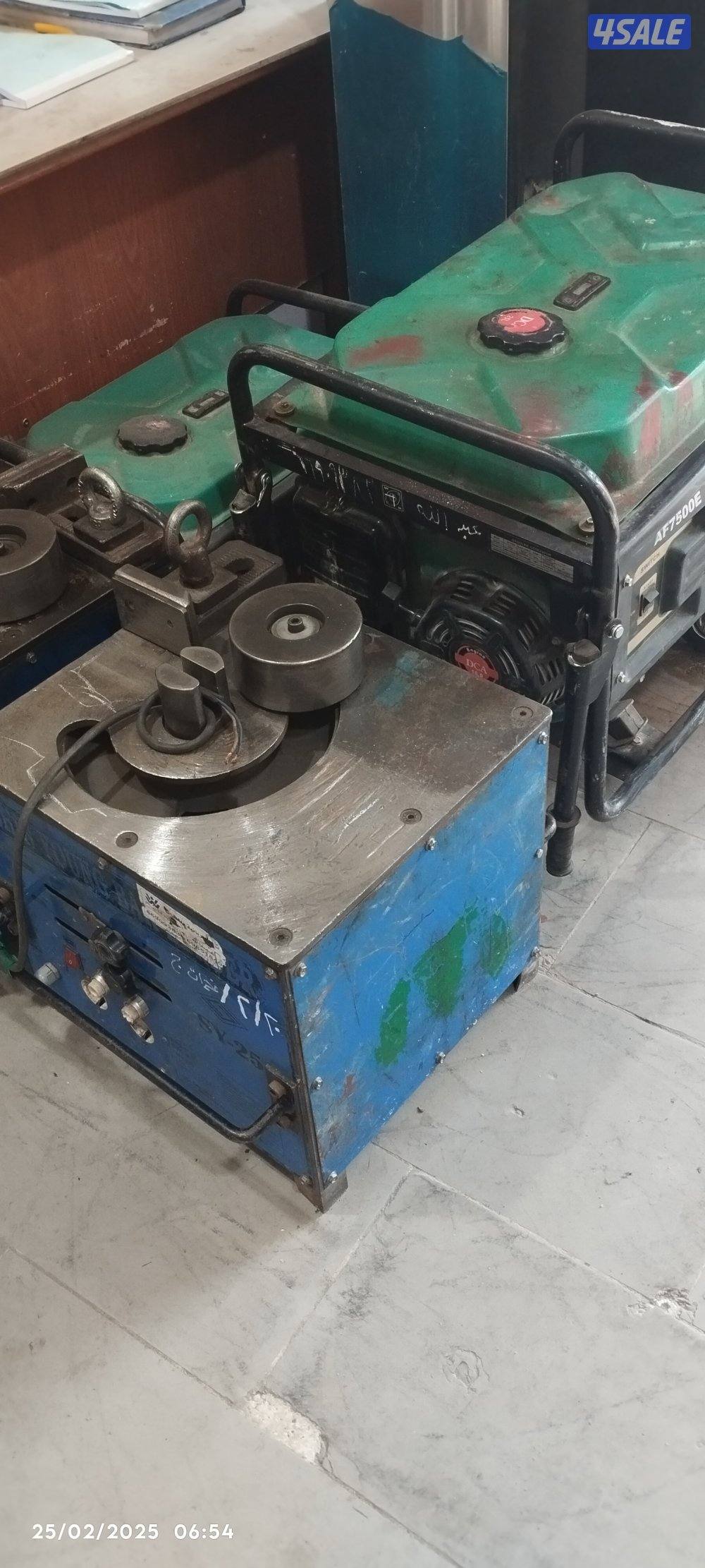 ابو ابراهيم تأجير معدات بناء. سقالة ايجار يومي. سلم. عربانة. مدحلة13