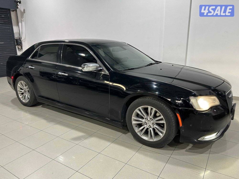 Chrysler 300 Limited1