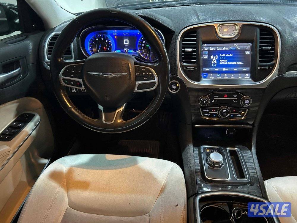 Chrysler 300 Limited7