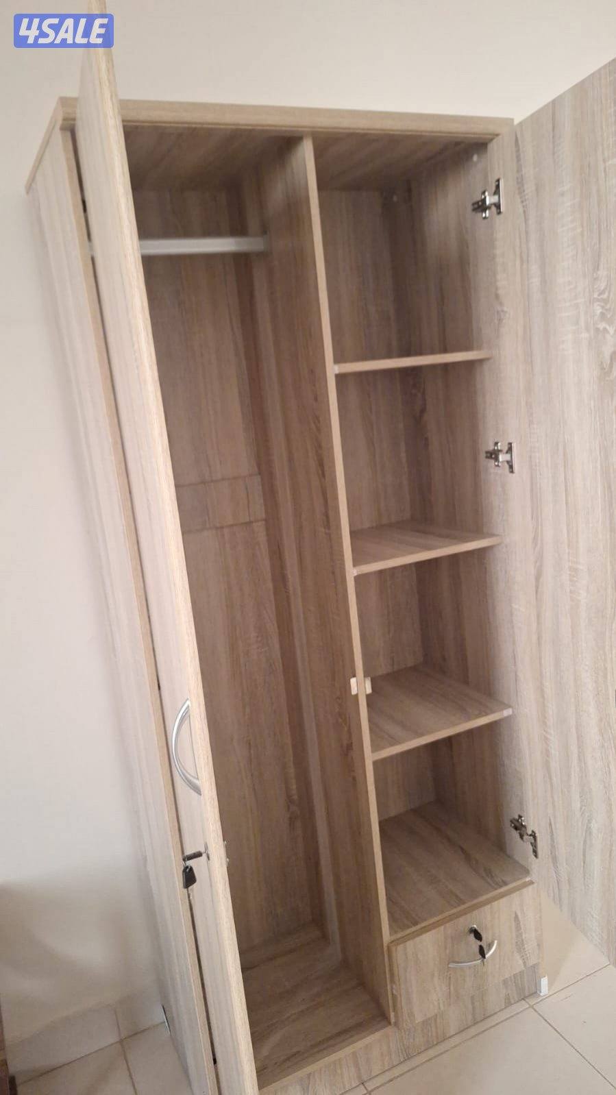 كبتات للبيع ٢ باب ارفف وعلاق5