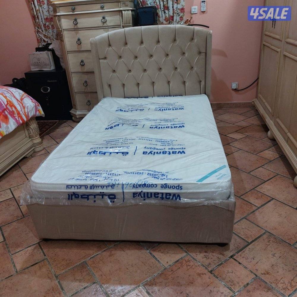 سراير وفراش طبي جميع المقاسات متوفره باقل الأسعار.1