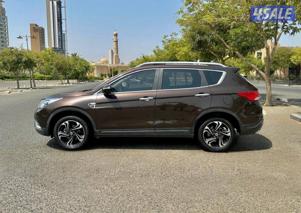 العداد:165- الموديل:2019- DFM AX73