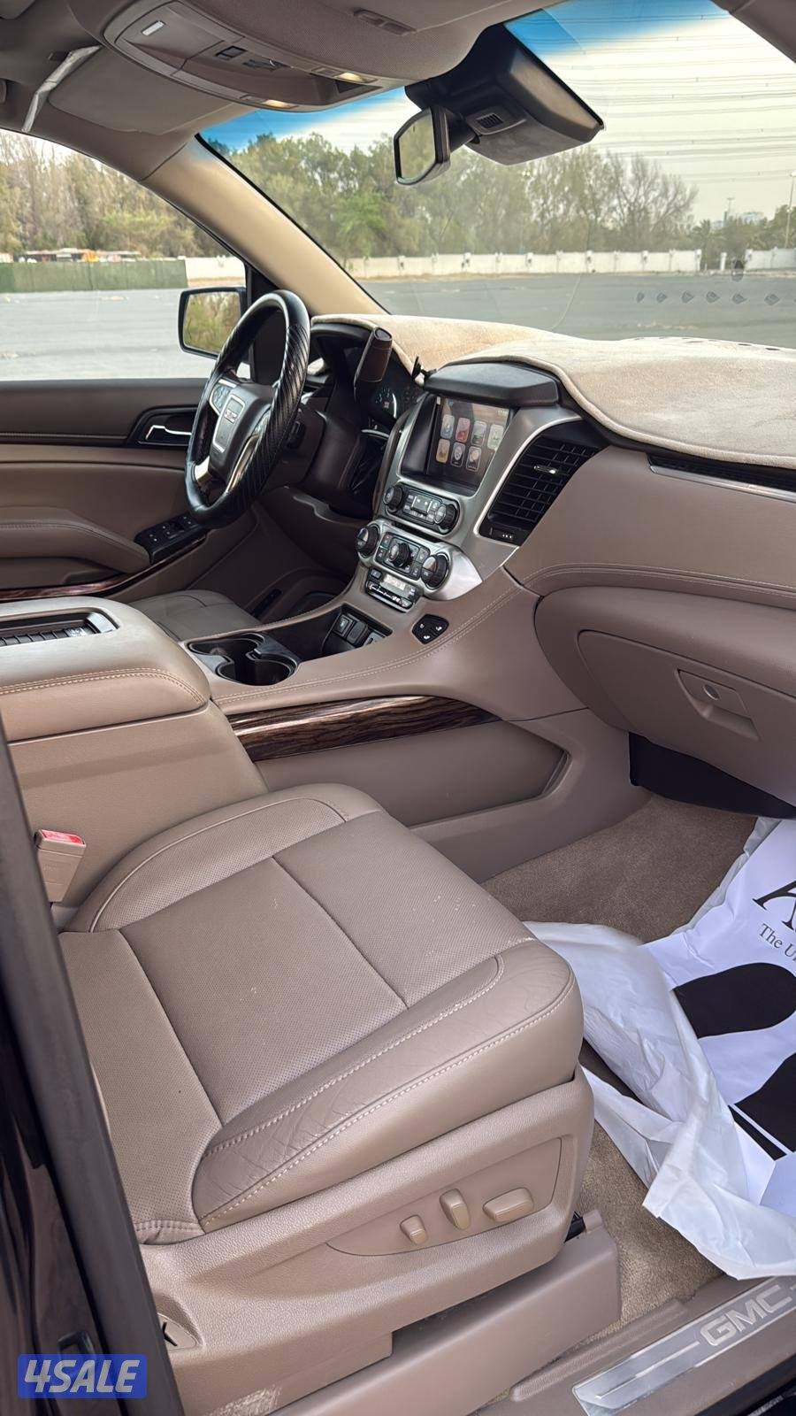 للبيع يوكن SLT كامل المواصفات دبل قير السعر نهااااائي4