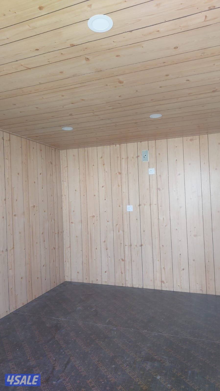 غرفة ثابتة ديكور خشب ٢.٥ في٣.٦٦1