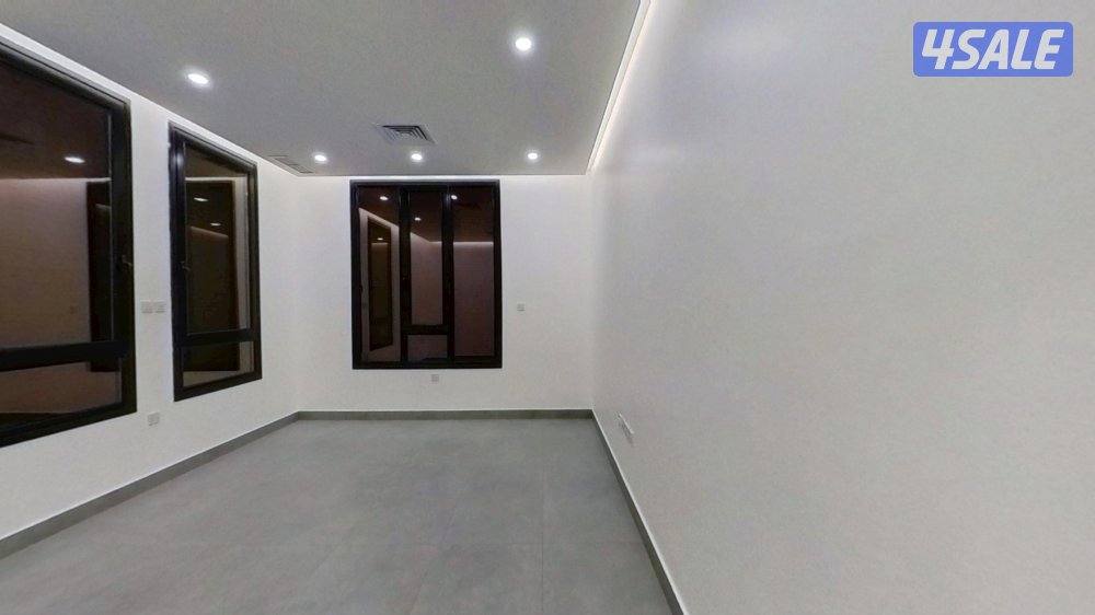 ادوار مودرن في بيان اول ساكن  مساحة ٣٠٠ متر4