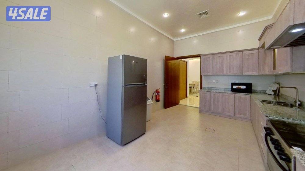 شقق مفروشة مودرن في بيان مساحة الشقة ٢٢٠ متر9