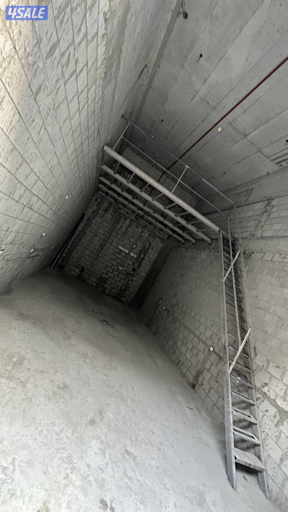 محلات 50 م مع سندرة 25 م مع مكتب منفصل 31 م5