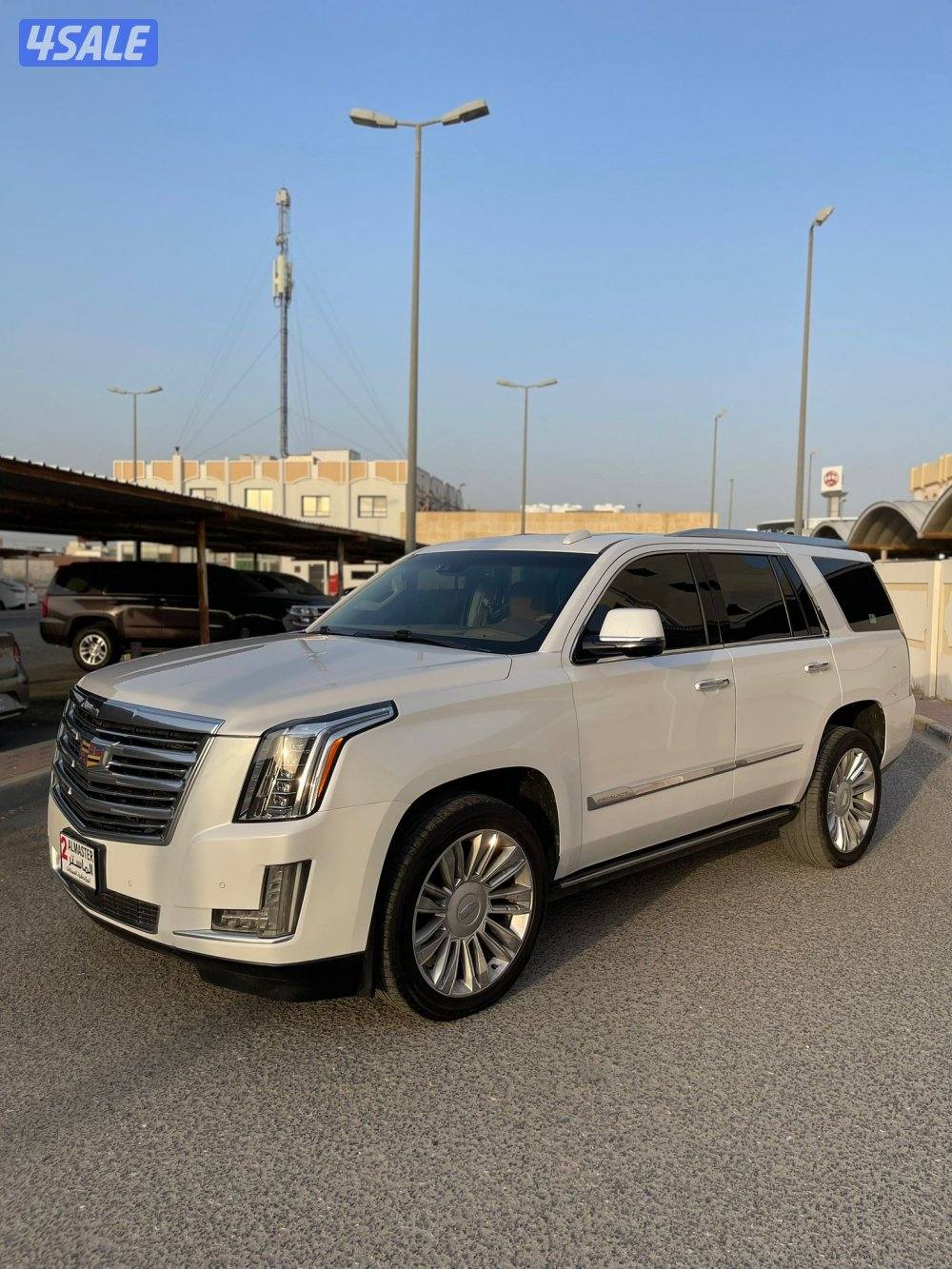 كاديلاك اسكاليد فحص جير مكينه شاصي كامل المواصفات صبغ الوكاله عدا 3قطع1