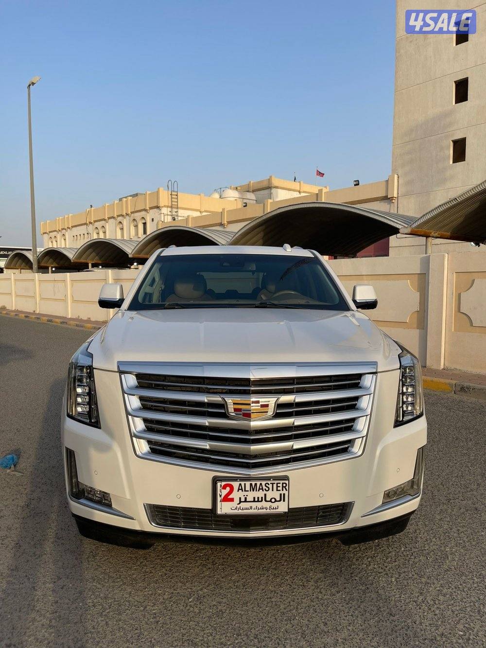 كاديلاك اسكاليد فحص جير مكينه شاصي كامل المواصفات صبغ الوكاله عدا 3قطع6