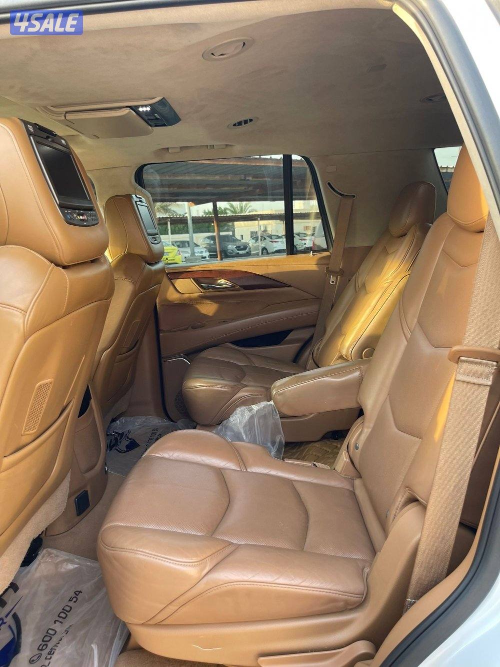 كاديلاك اسكاليد فحص جير مكينه شاصي كامل المواصفات صبغ الوكاله عدا 3قطع8