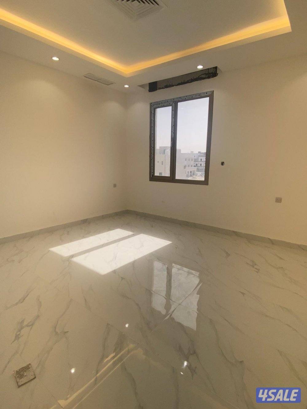 شقة بالمطلاع N10 قطعة 34